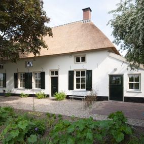 Boerderij Kerk-Avezaath